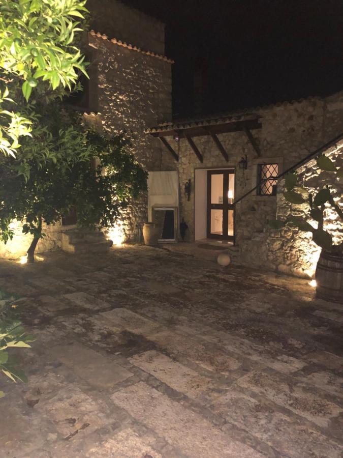 Masseria Barone Gambadoro Monte Sant'Angelo Luaran gambar