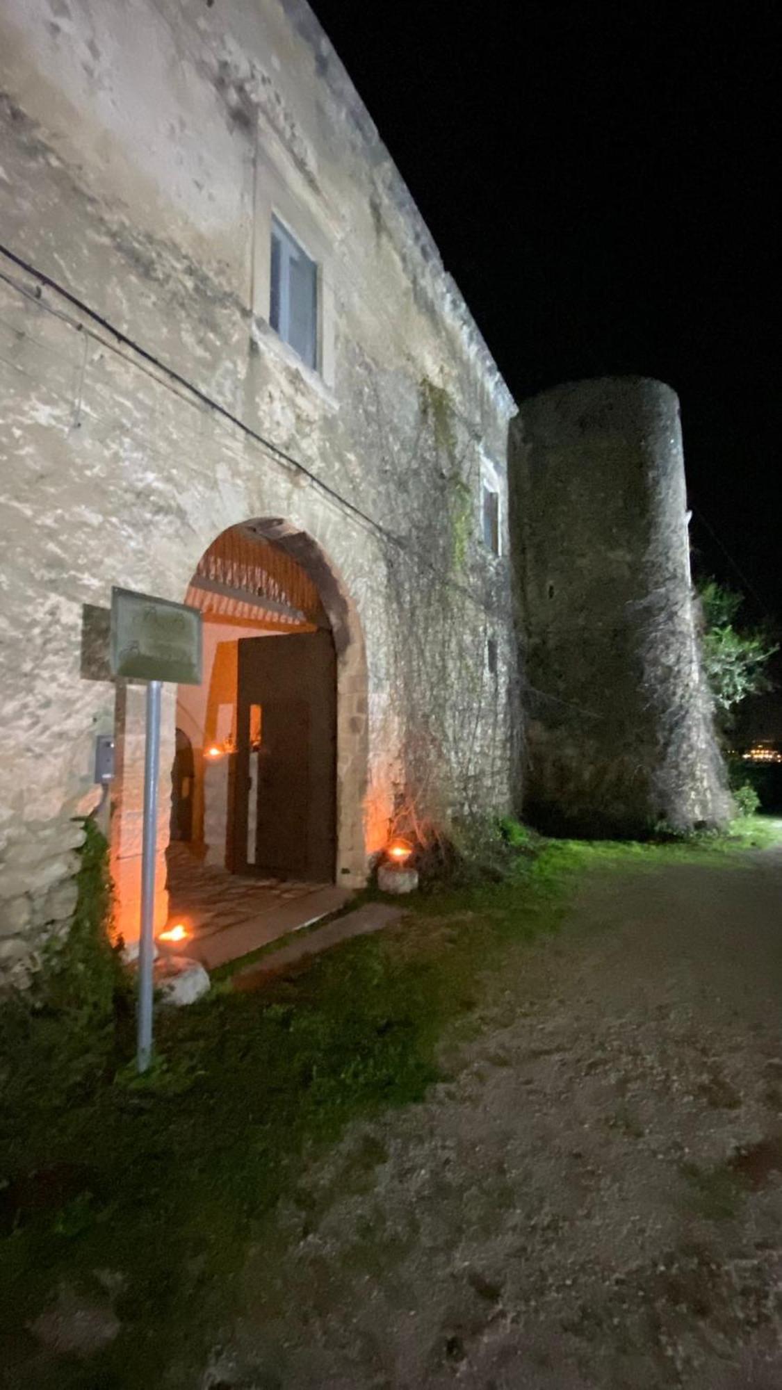 Masseria Barone Gambadoro Monte Sant'Angelo Luaran gambar